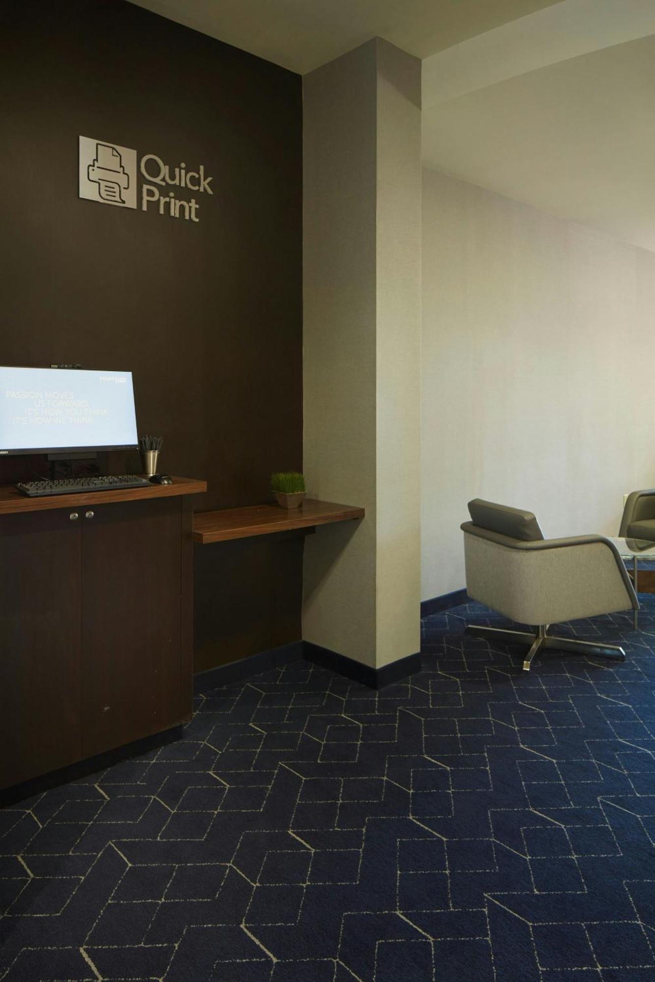 Courtyard By Marriott Winchester Medical Center Exterior photo