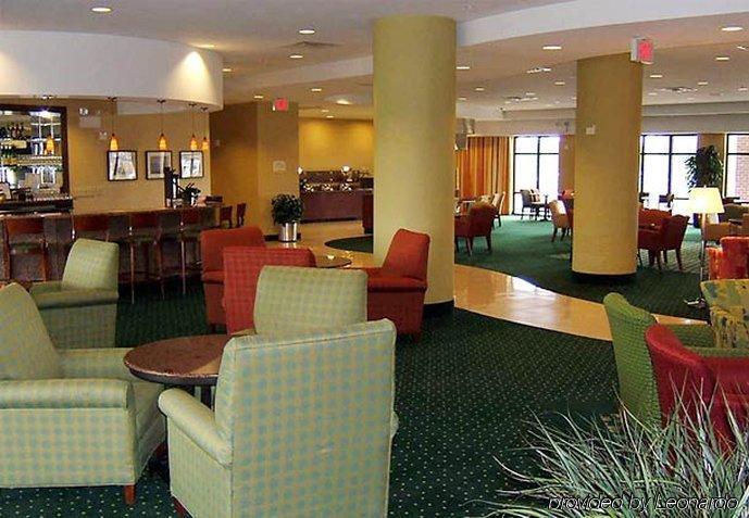 Courtyard By Marriott Winchester Medical Center Exterior photo